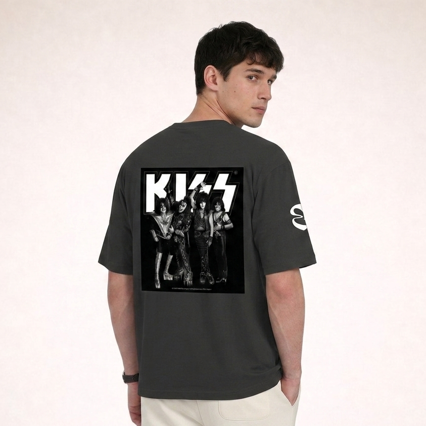 Kiss Unisex Oversized Classic T-Shirt